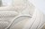 Adidas Yeezy 500 “Bone White'' na internet