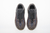 Adidas Yeezy Boost 700 “Mauve” na internet