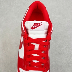 Dunk Low SP | University Red na internet