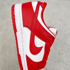 Dunk Low SP | University Red na internet