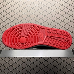 Air Jordan 1 Low | Varsity Red na internet