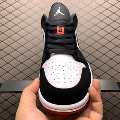 Air Jordan 1 Low | Black Toe na internet