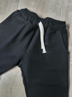Jogger Negro