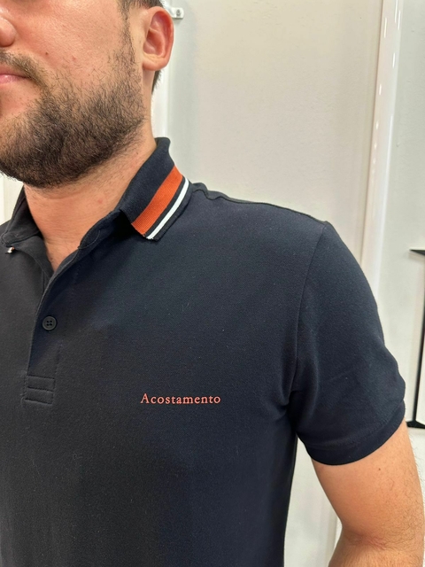 Gola Polo Acostamento c/ listra na Gola