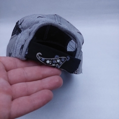 SHORTIE BRIM CAP | FREE BIRDS - tienda online