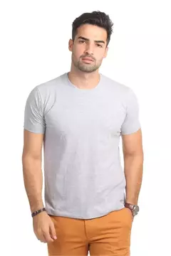 Camiseta Básica Gola Redonda - LOBO STORE