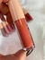 Gloss labial na internet