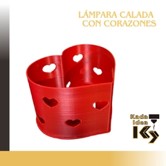 Lámpara calada con corazones