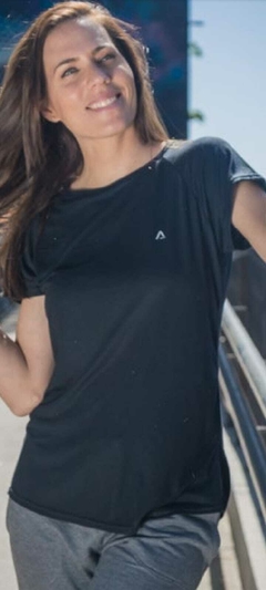 REMERA LIFE
