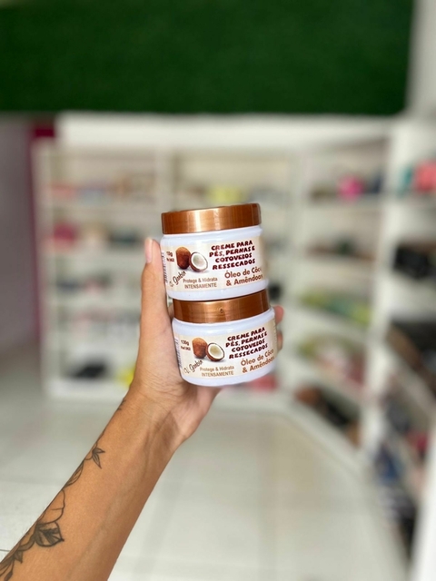Creme para pés ressecados Óleo de coco e Amêndoas V.Garbin