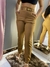 Calça bella na internet