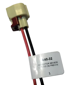 124032 CONECTOR 2 TERMINALES SENSOR LIQUIDO DE FRENOS CHRYSLER 4032 - AUTOPARTES ELECTRICAS RAGA