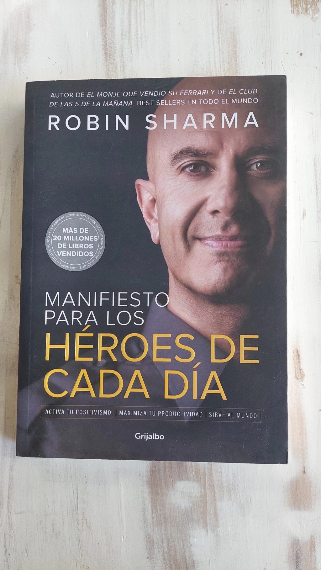 HEROES DE CADA DIA