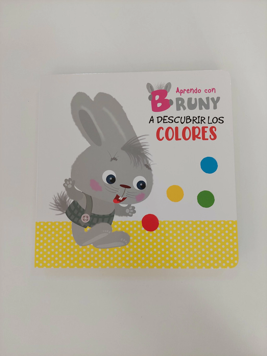APRENDO CON BRUNY, LOS COLORES