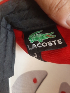 Gorra Lacoste roja en internet