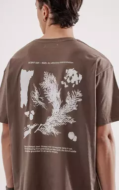 REMERA OVER SCENT - YURKO
