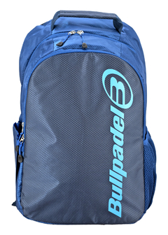 Mochila Bullpadel Performance Azul con diseño moderno y logo visible.