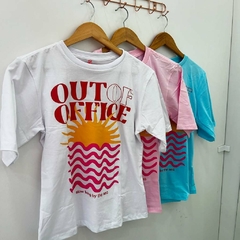 T-shirt Feminina OUTOF OFFICE REF. AU0024 - Anjo Urbano Oficial