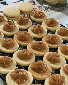 Biscoito Amanteigado Recheado Artesanal 200G na internet