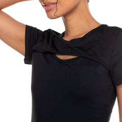 Blusa Feminina Academia Camiseta Longa Sobre Legging Tapa Bumbum - comprar online