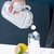 Garrafa De Gelo Portátil Squeeze Molde De Cubos Redondos De SiliconeEste Molde De Silicone É Perfeito Para Fazer Cubos De Gelo Redondos E Portáteis. - comprar online