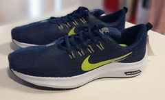 NIKE ZOOM