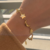 Brazalete con Charms de Astros "Amuleto Solar" - tienda en línea