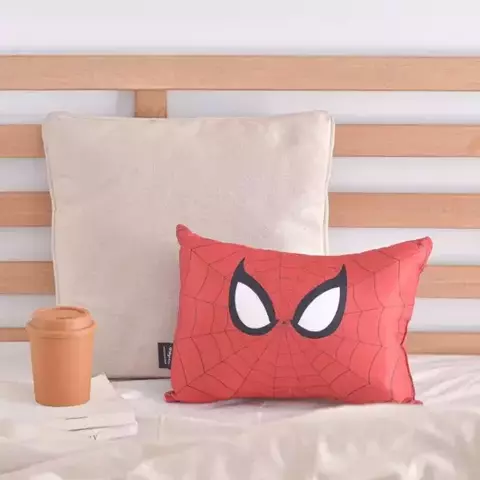 ALMOHADON SPIDERMAN