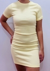vestido canelado manguinha