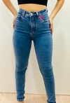 calça jeans skinny clara