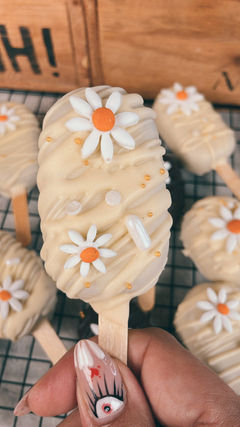 Imagen de CURSO online DECORACIÓN DE MESAS DULCES