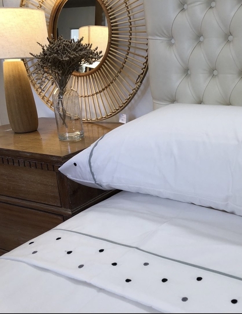 Juego de Sabana Mota Gris 90cm