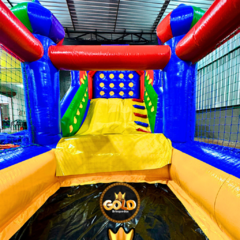 MINI TOBOGÃ COM PISCINA E ARCO - C/ MOTOR - 5.00m x 2.50m x 2,80m - Gold Brinquedos Infláveis