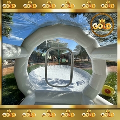 BUBBLE HOUSE - C/ MOTOR - 5.97m x 4.20m x 3.28m - Gold Brinquedos Infláveis