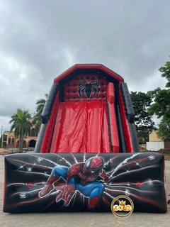 TOBOGÃ GRANDE GRAFITADO - C/ MOTOR - 8.00m x 6.00m x 4.20m