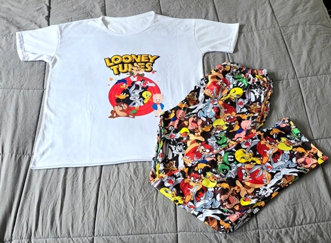Pijama Media Estación Adulto LOONEY TOONES - comprar online