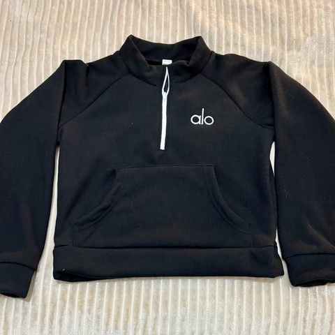 BUZO CROP NEGRO - comprar online