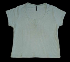 REMERA CORTA DE MORLEY VISCOSA CON CARTERA - MAXIMA INDUMENTARIA 