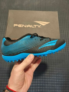 BOTINES FÚTBOL 5 PENALTY en internet