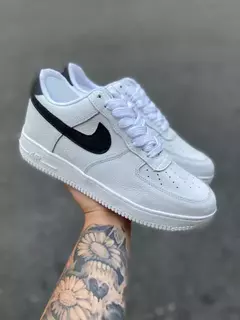 Nike Air Force 1 - Branco Símbolo Preto - comprar online