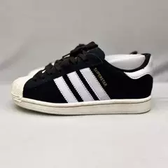 Adidas SuperStar - Preto com Branco