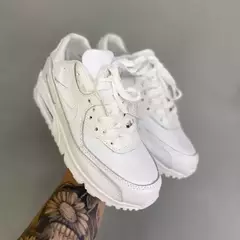 Nike Air Max 90 - Branco - SneakersImports
