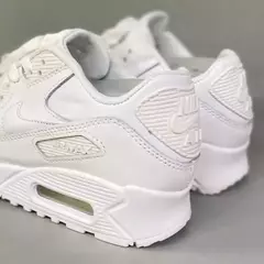 Nike Air Max 90 - Branco na internet