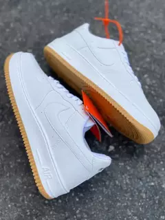 Nike Air Force 1 - Branco Sola Bege - SneakersImports