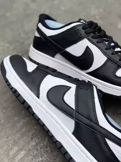 Nike SB Dunk Low - Preto e Branco - comprar online