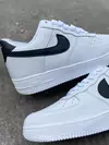 Nike Air Force 1 - Branco Símbolo Preto