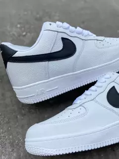 Nike Air Force 1 - Branco Símbolo Preto