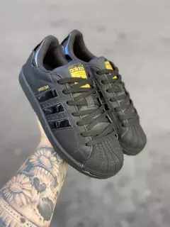 Adidas SuperStar - Preto na internet
