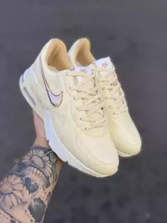Air Max One - Branco e Dourado na internet