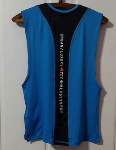 Musculosa Urban en internet